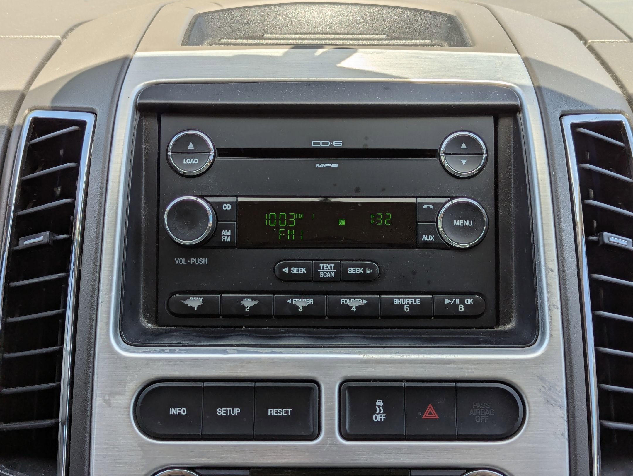Used 2008 Ford Edge Limited image 17