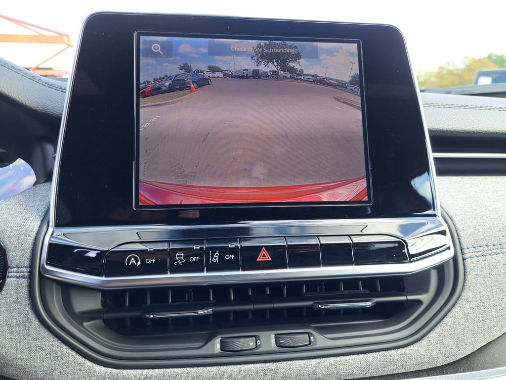 New 2026 Jeep Compass Latitude image 8