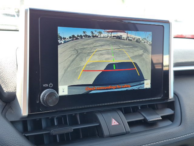Used 2025 Toyota RAV4 XLE FWD image 13