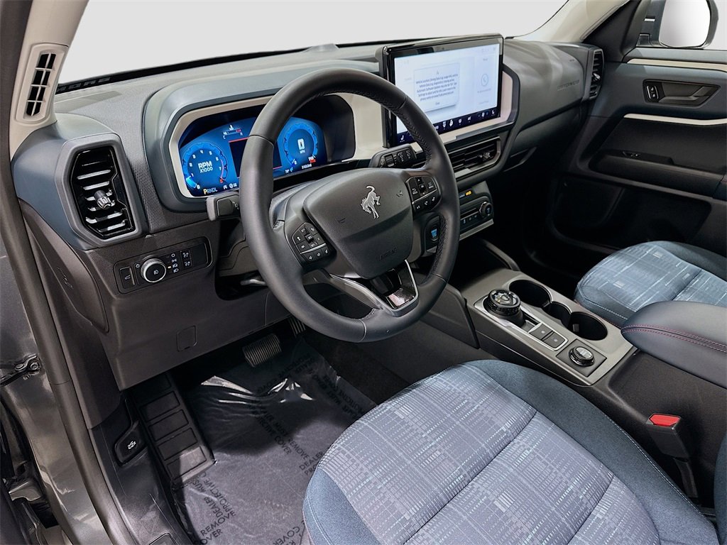 Used 2025 Ford Bronco Sport Heritage w/ Convenience Package image 9