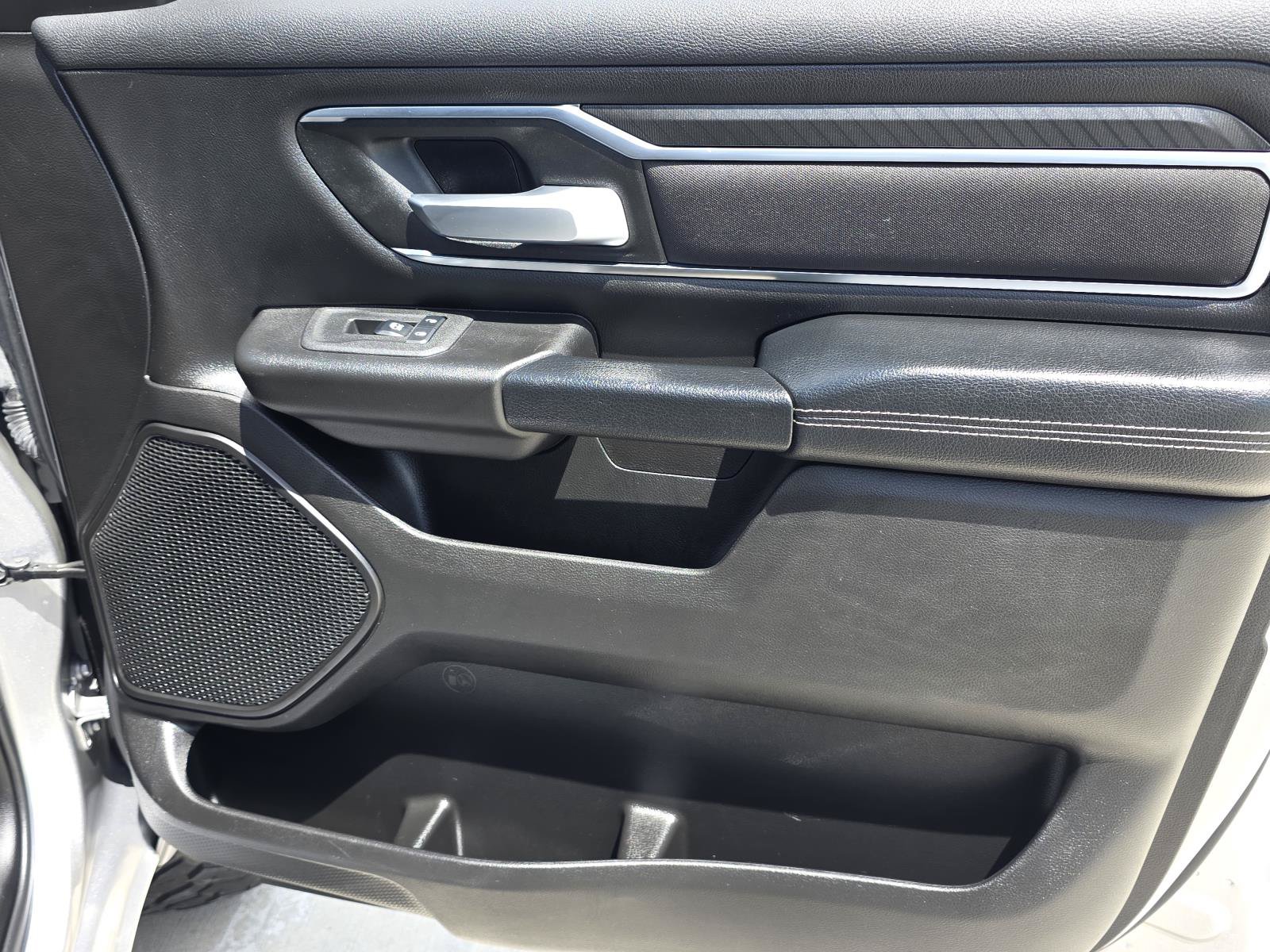 Used 2025 RAM 1500 Big Horn AWD/4WD image 17
