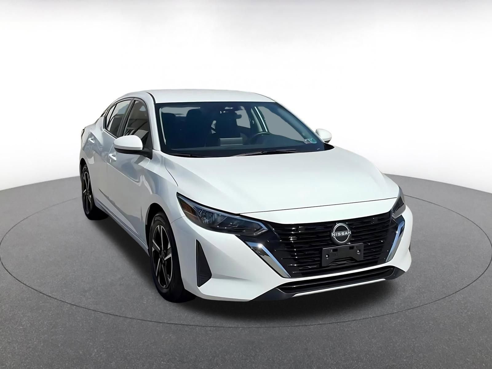 Used 2025 Nissan Sentra SV FWD image 3