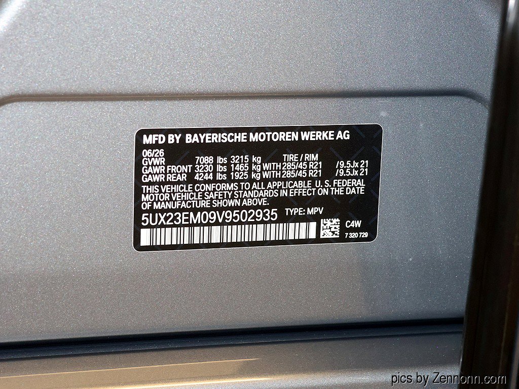 Used 2027 BMW X7 xDrive40i w/ M Sport Package AWD/4WD image 28