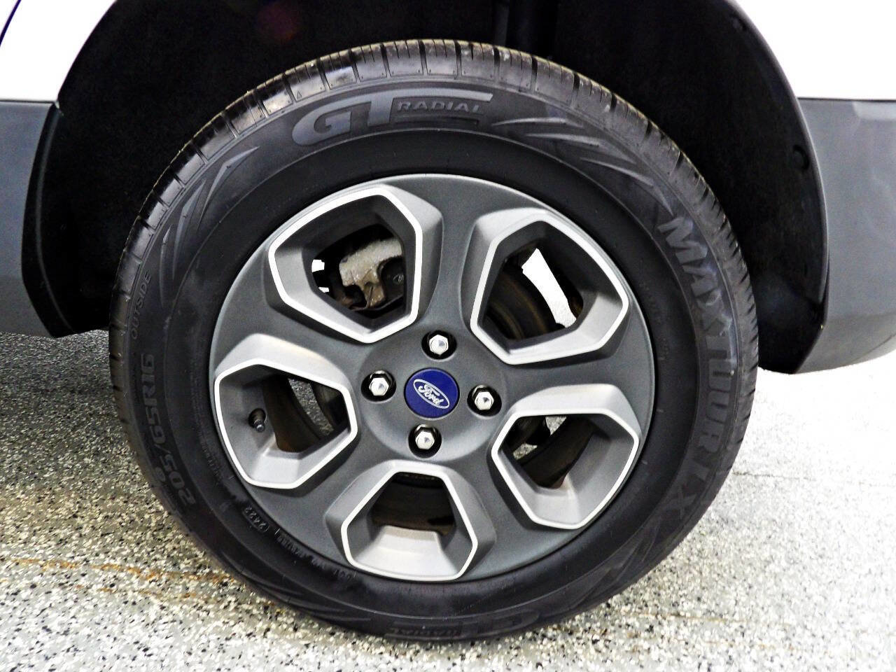 Used 2019 Ford EcoSport S image 20