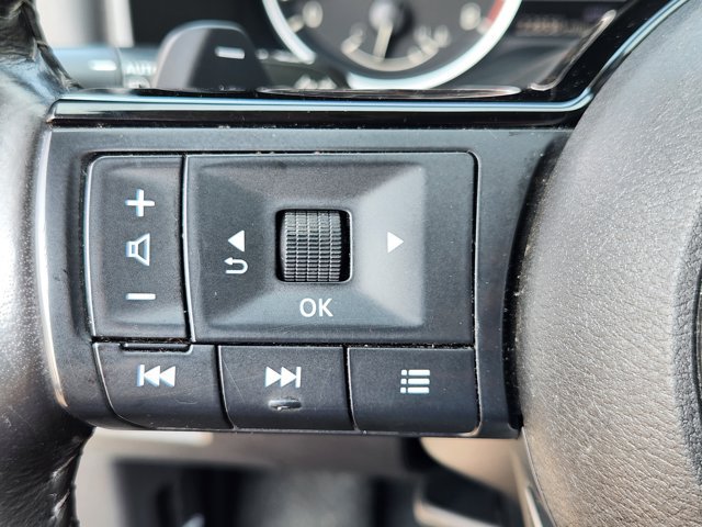 Certified 2023 Nissan Rogue SV w/ SV Premium B Package AWD/4WD image 24