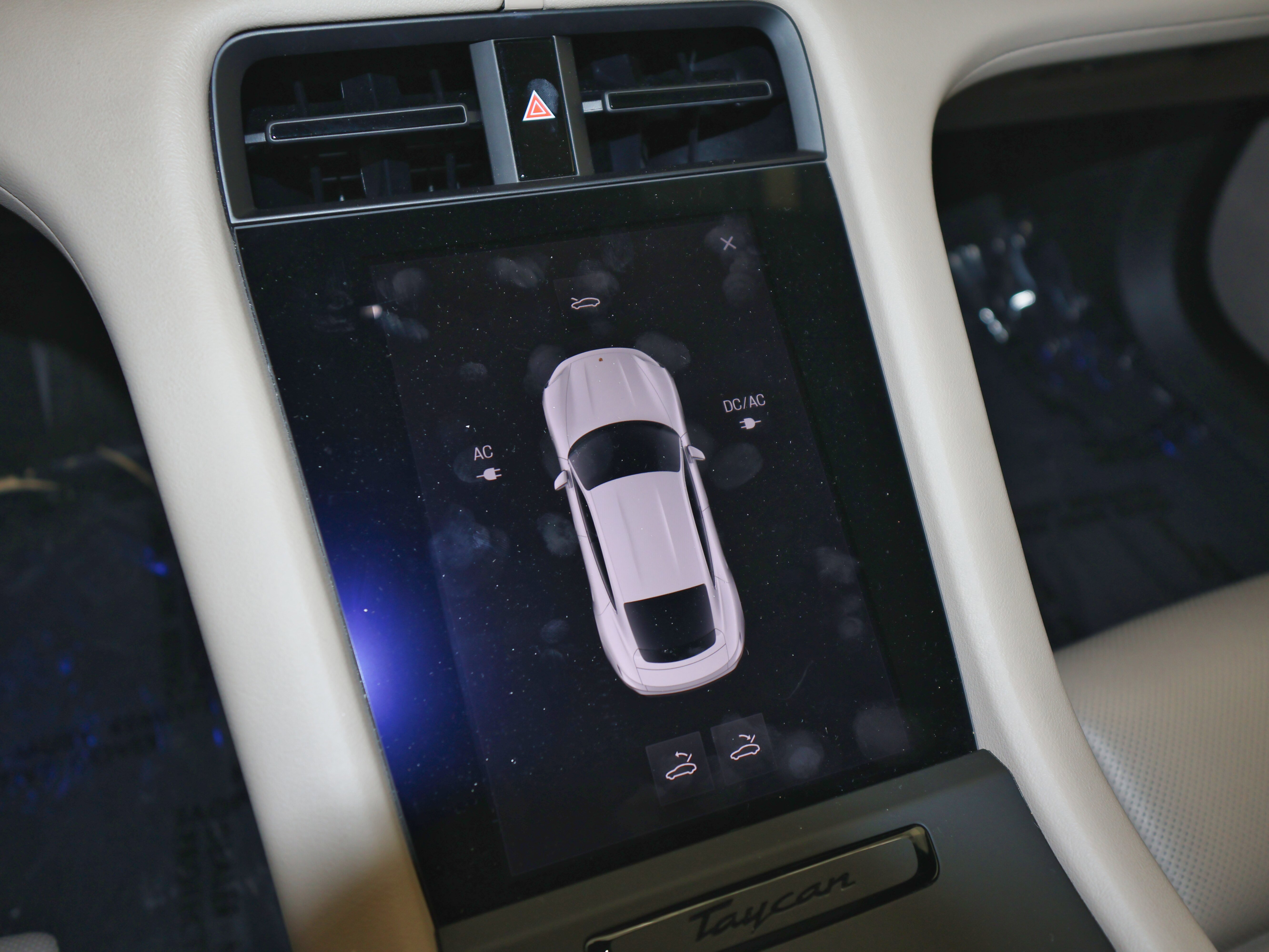 Used 2022 Porsche Taycan 4S image 38