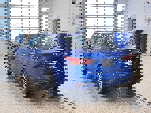 Used 2025 Nissan Altima 2.5 SV image 5