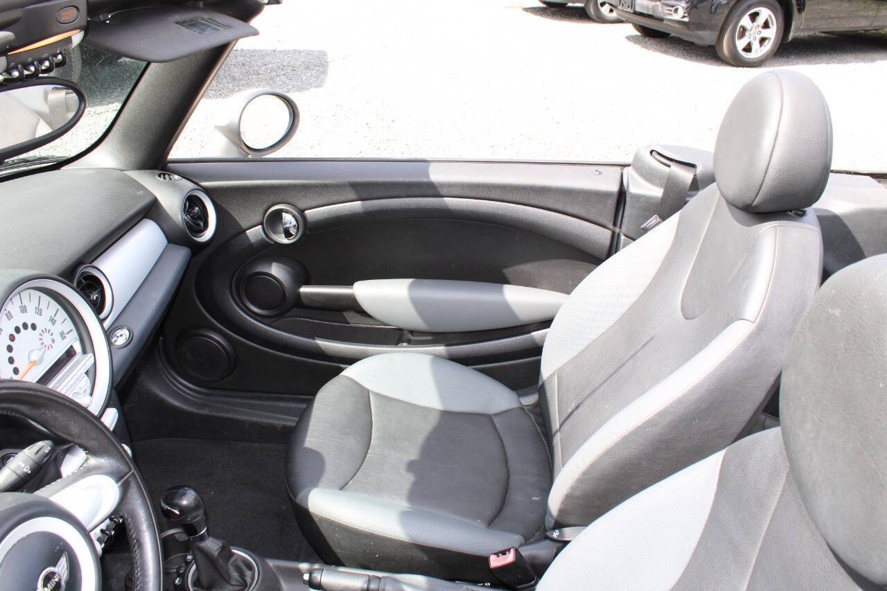 Used 2009 MINI Cooper Convertible FWD image 22