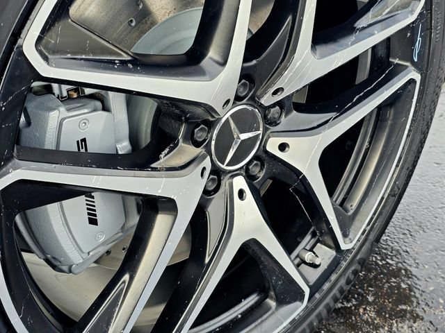 New 2026 Mercedes-Benz GLE 53 AMG 4MATIC image 3