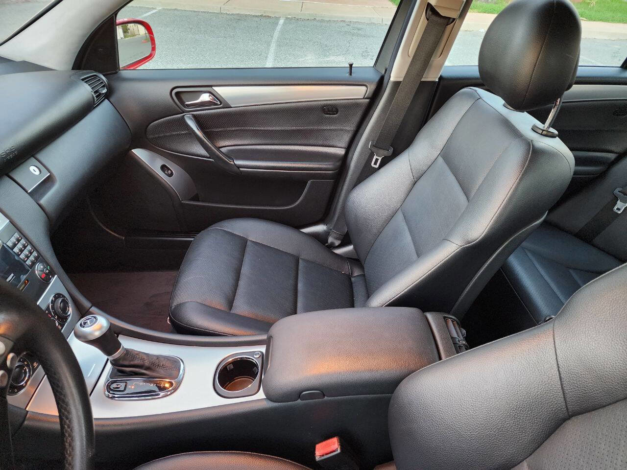 Used 2005 Mercedes-Benz C 230 Sedan image 24