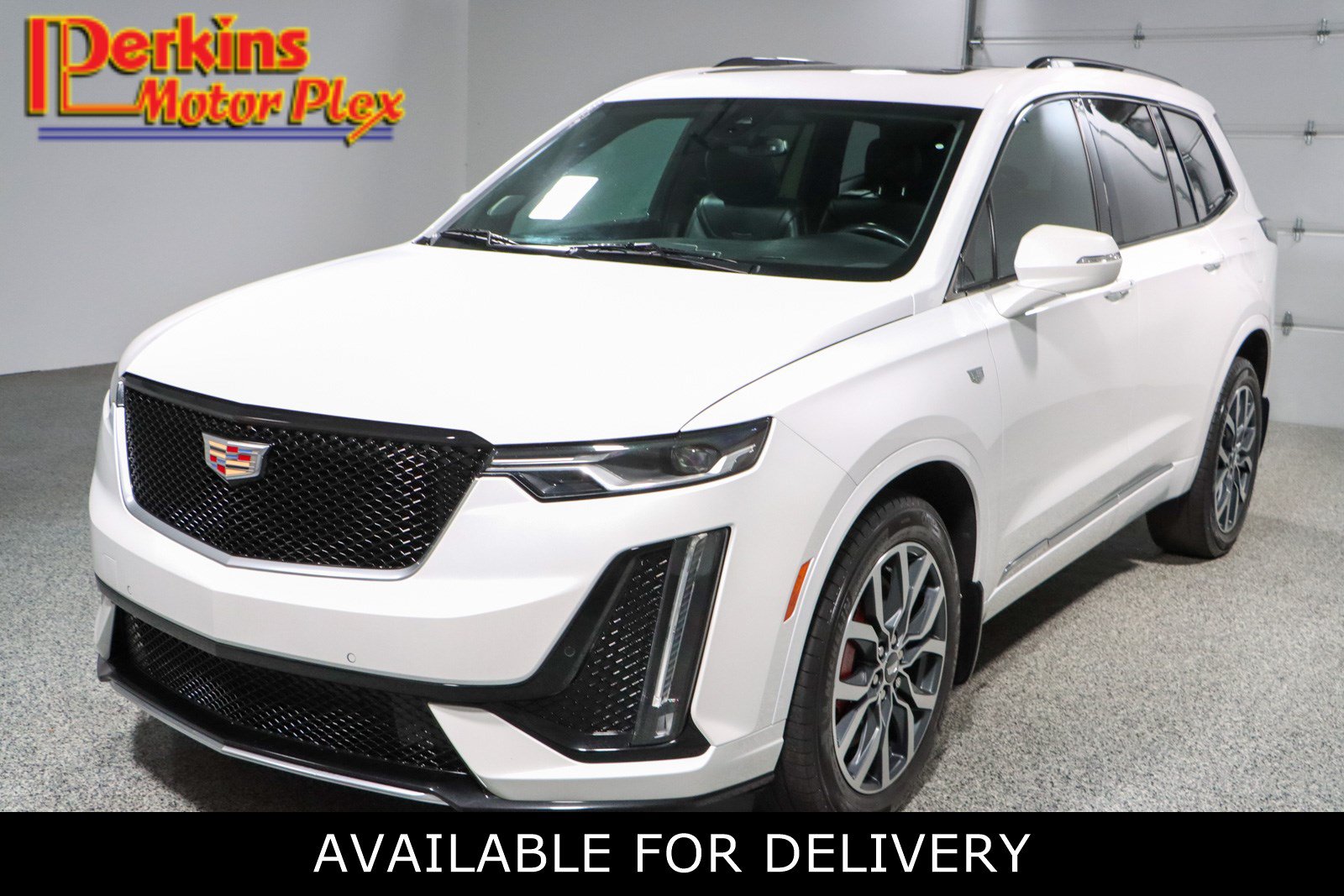 Used 2023 Cadillac XT6 Sport AWD/4WD image 1
