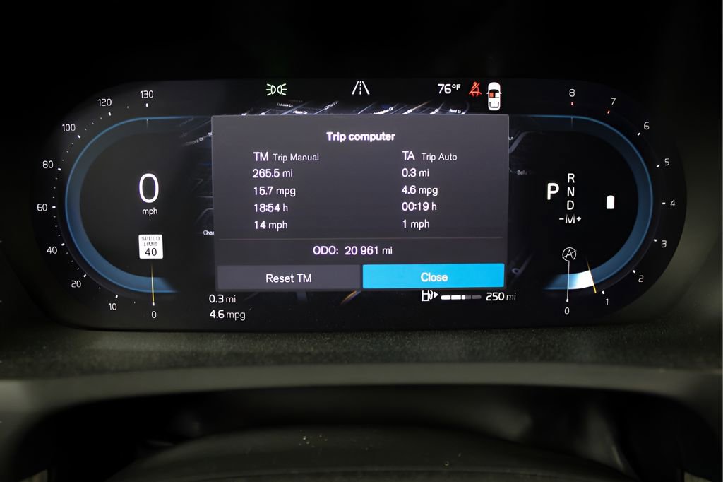 Used 2023 Volvo XC90 B6 Ultimate w/ Lounge Package image 20