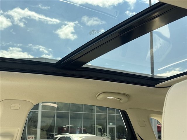Certified 2020 Cadillac XT5 Premium Luxury FWD image 19