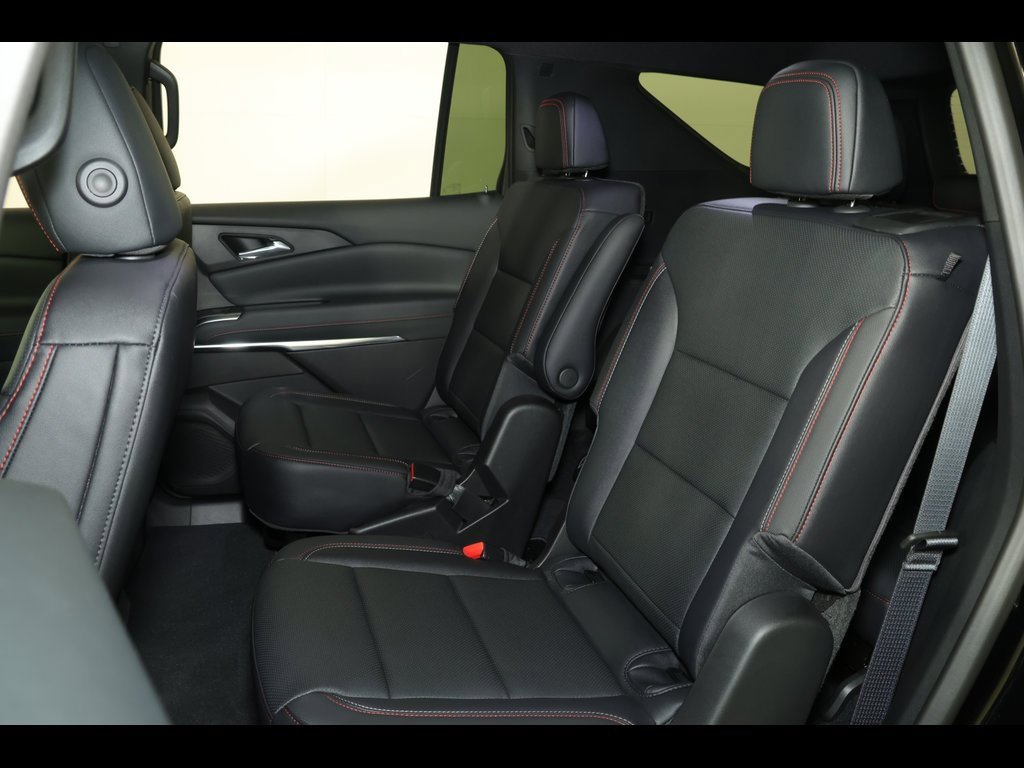 New 2026 Chevrolet Traverse Z71 image 27
