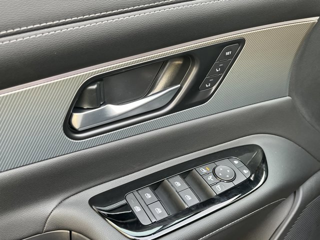 New 2026 Nissan Murano Platinum w/ Cargo Package AWD/4WD image 27