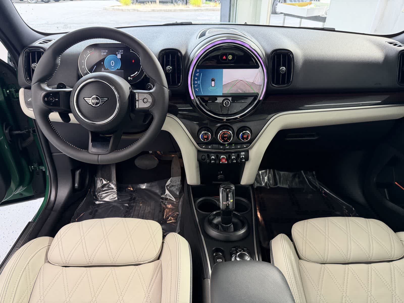 Used 2024 MINI Cooper Countryman S w/ Signature Upholstery Package FWD image 12