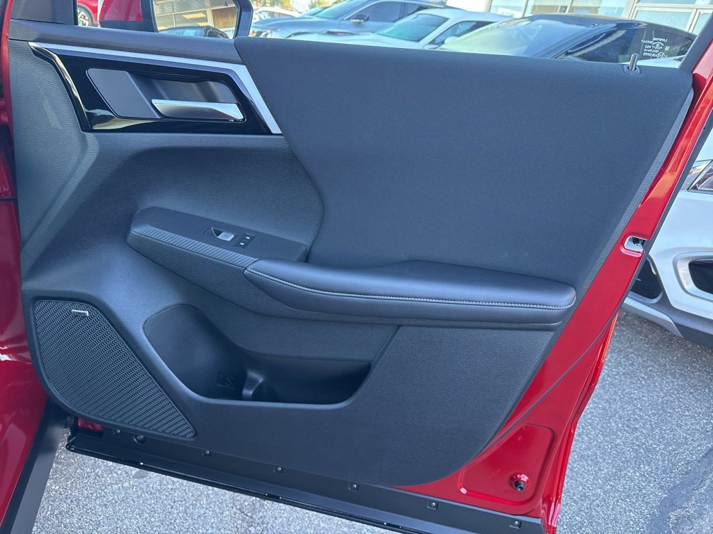 New 2025 Mitsubishi Outlander ES image 31