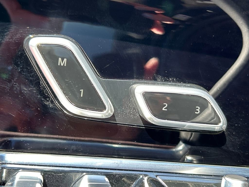 Used 2024 Land Rover Range Rover SE image 17