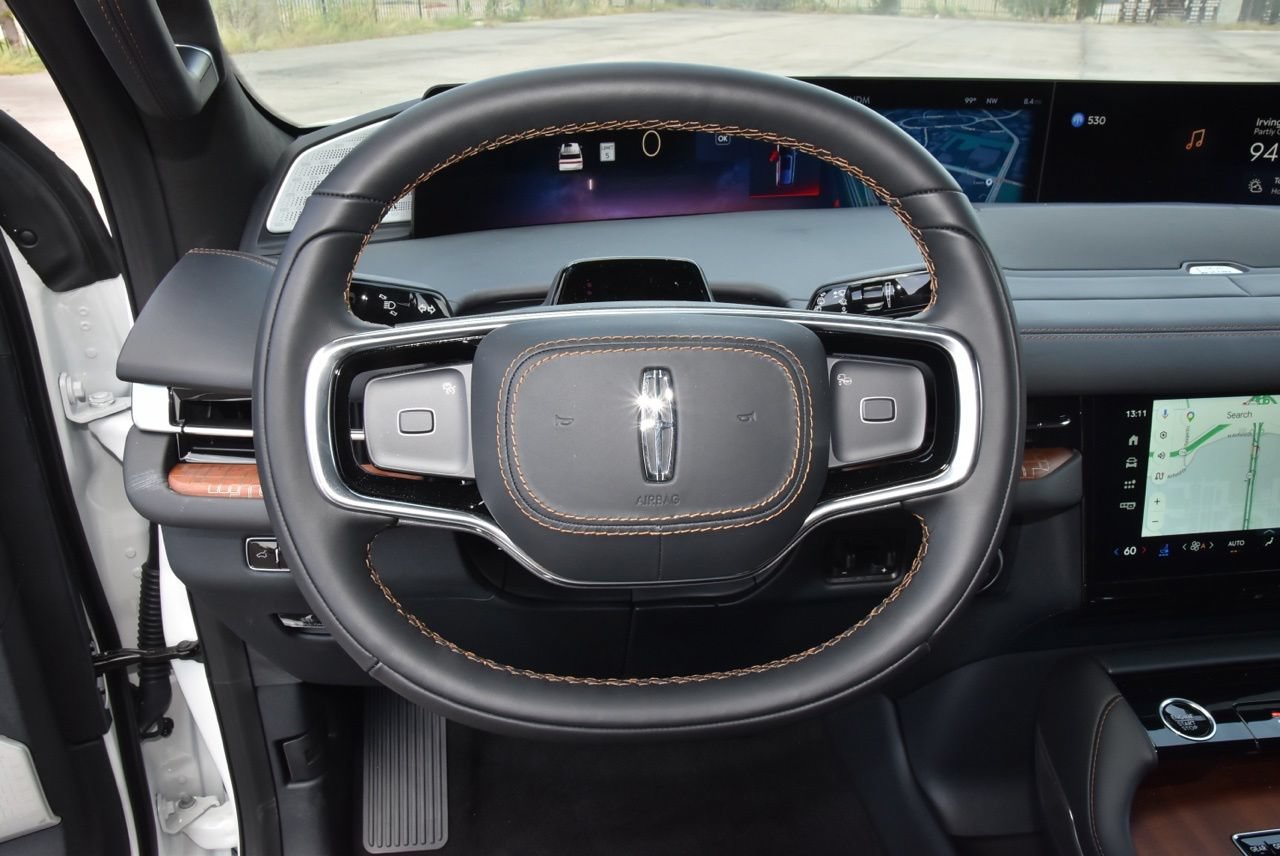 New 2027 Lincoln Navigator Black Label AWD/4WD image 25