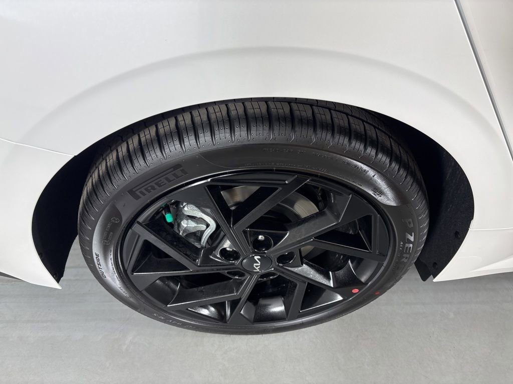 New 2026 Kia K5 GT-Line image 7