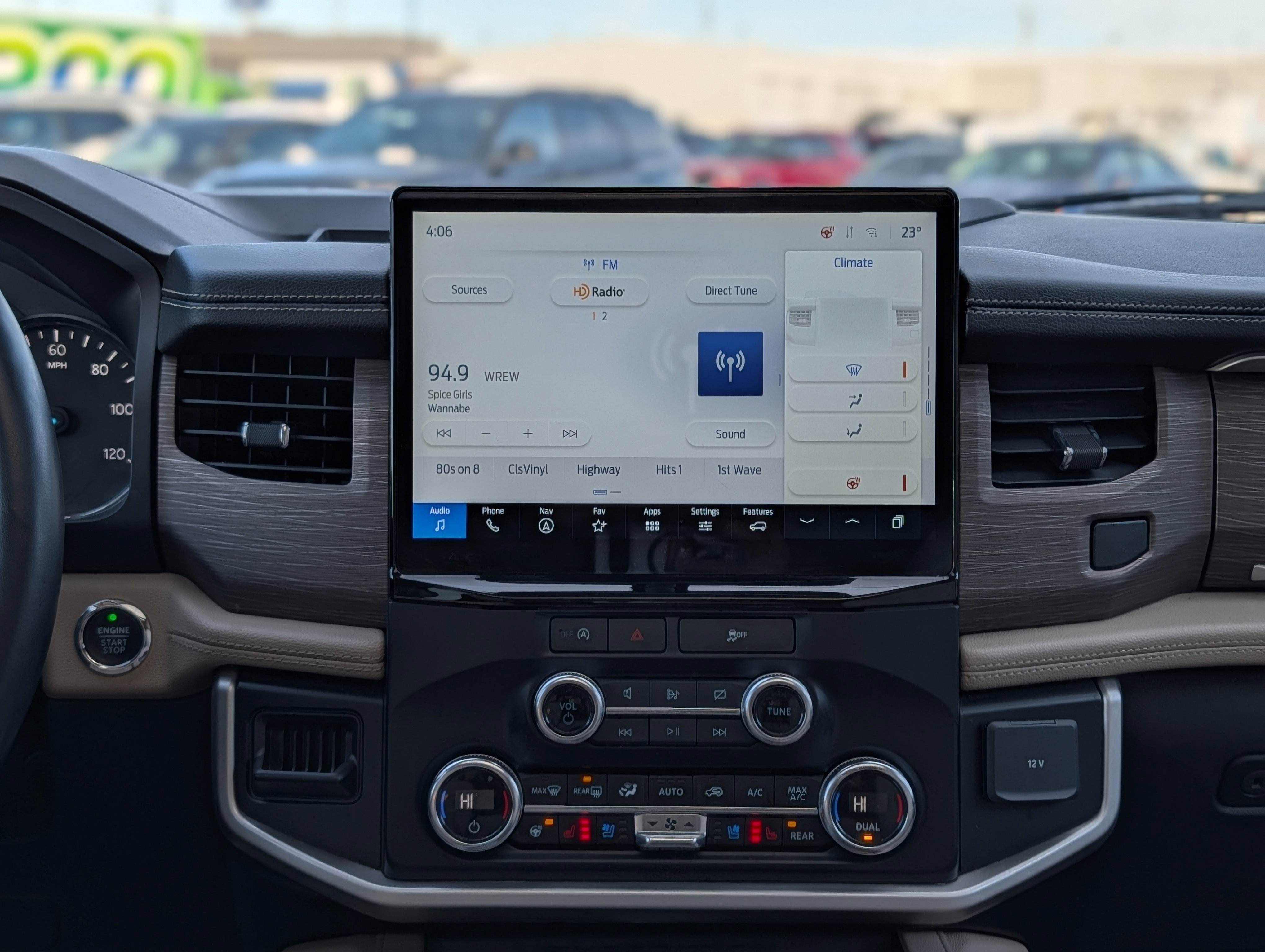 Used 2024 Ford Expedition Max Limited image 14