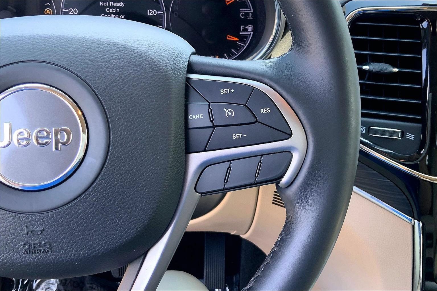 Certified 2021 Jeep Grand Cherokee Limited AWD/4WD image 23