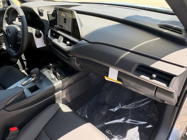 New 2026 Lexus UX 300h FWD image 28