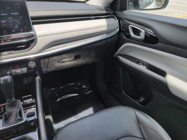 Used 2022 Jeep Compass Limited AWD/4WD image 17