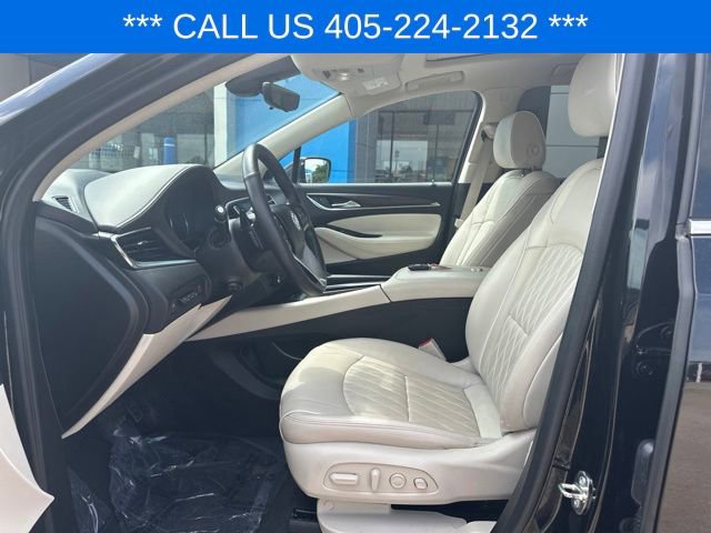 Used 2023 Buick Enclave Avenir AWD/4WD image 22