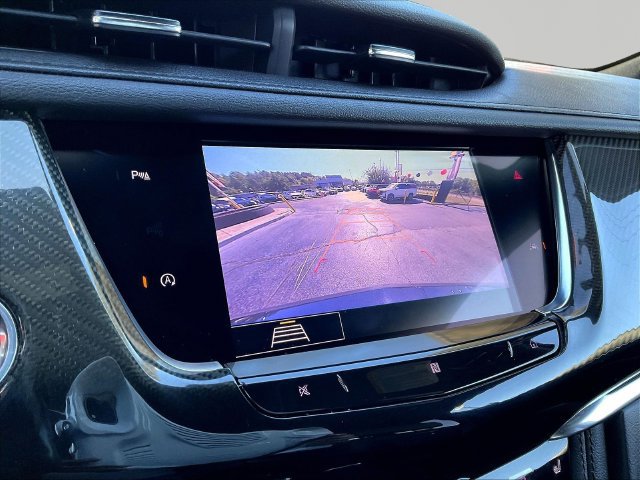 Used 2020 Cadillac XT6 Sport AWD/4WD image 16