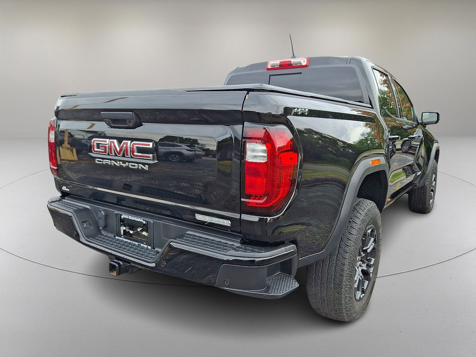 Used 2023 GMC Canyon Elevation w/ Convenience Package image 10