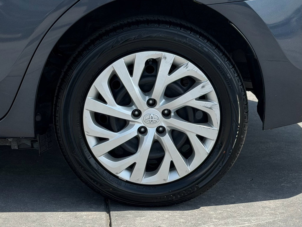 Used 2019 Toyota Corolla LE w/ Carpet Mat Package (TMS) image 11