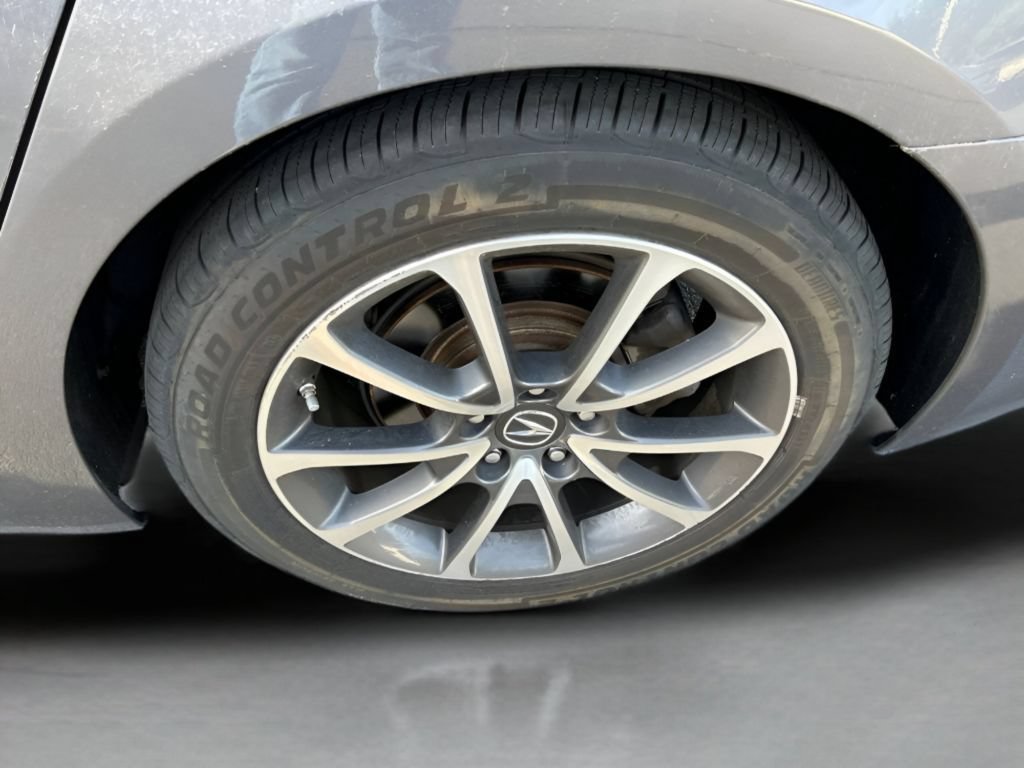 Used 2017 Acura TLX w/ Technology Package FWD image 13