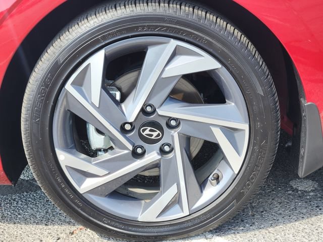 Used 2025 Hyundai Elantra SEL FWD image 9