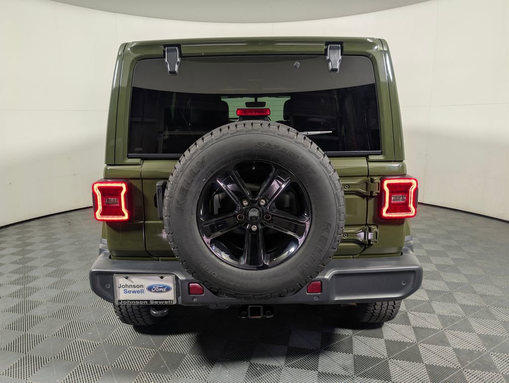 Used 2021 Jeep Wrangler Unlimited Sahara AWD/4WD image 5