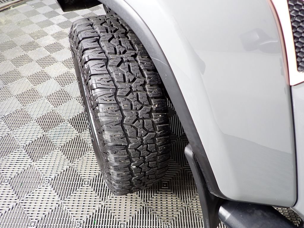 Used 2023 Jeep Gladiator Overland image 49