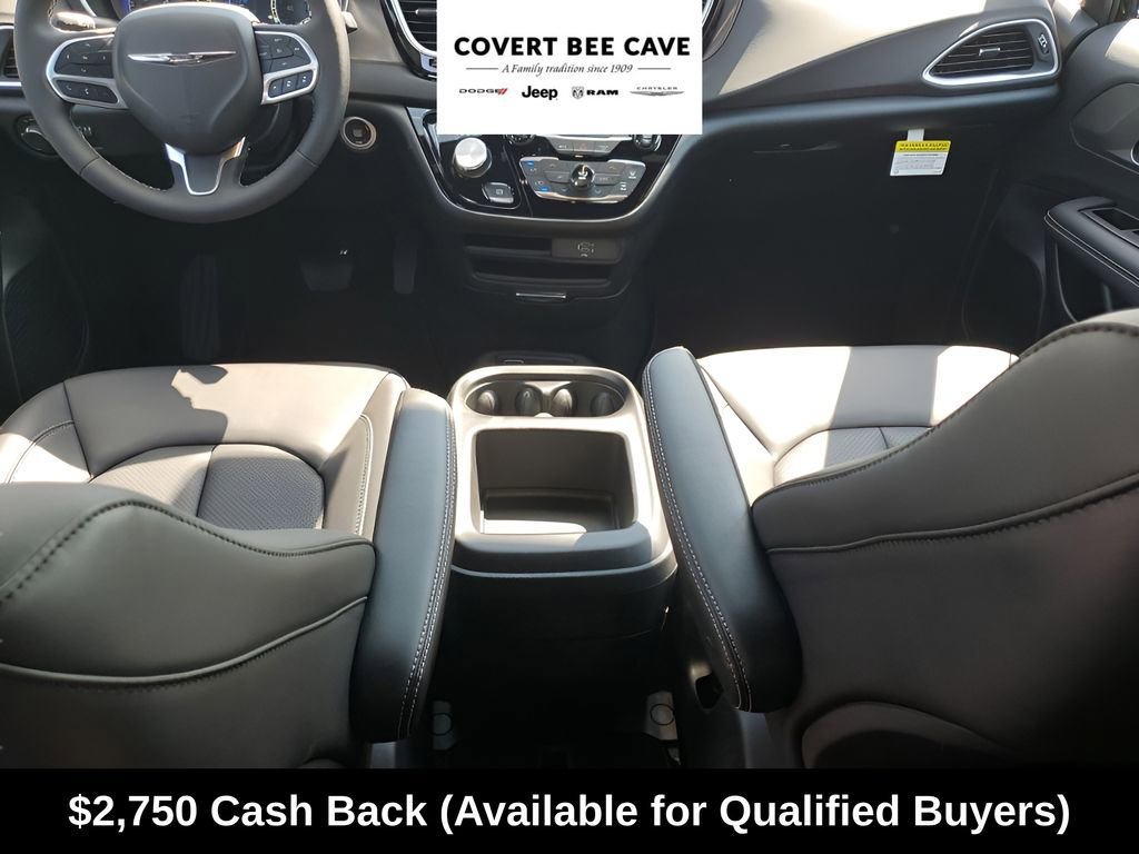 New 2026 Chrysler Voyager LX image 23
