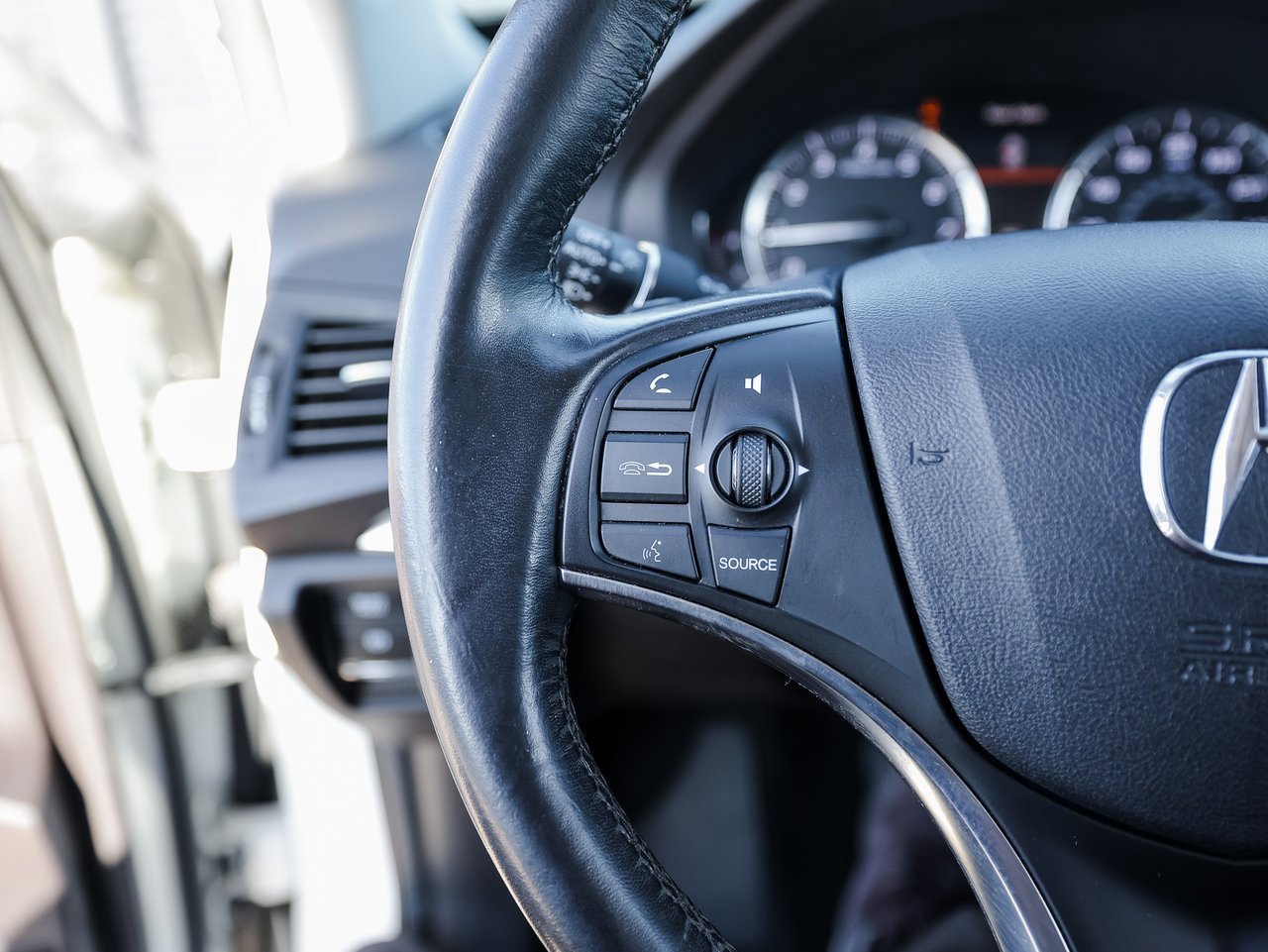 Used 2017 Acura MDX FWD w/ Technology Package image 17