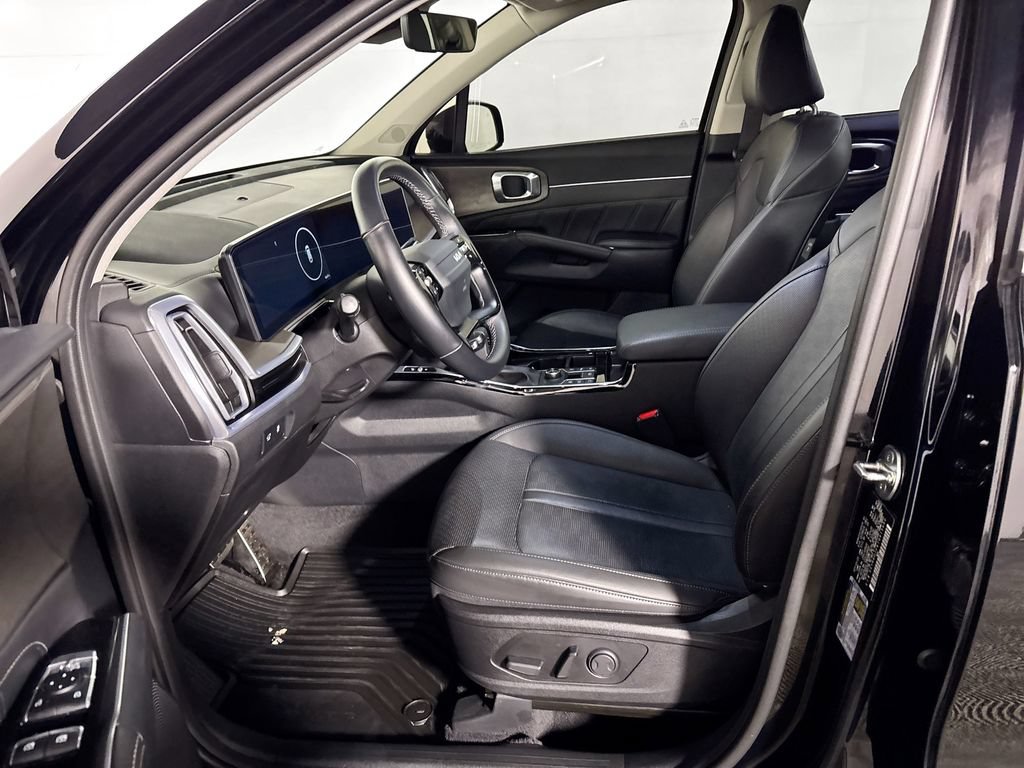 Certified 2026 Kia Sorento SX AWD/4WD image 12