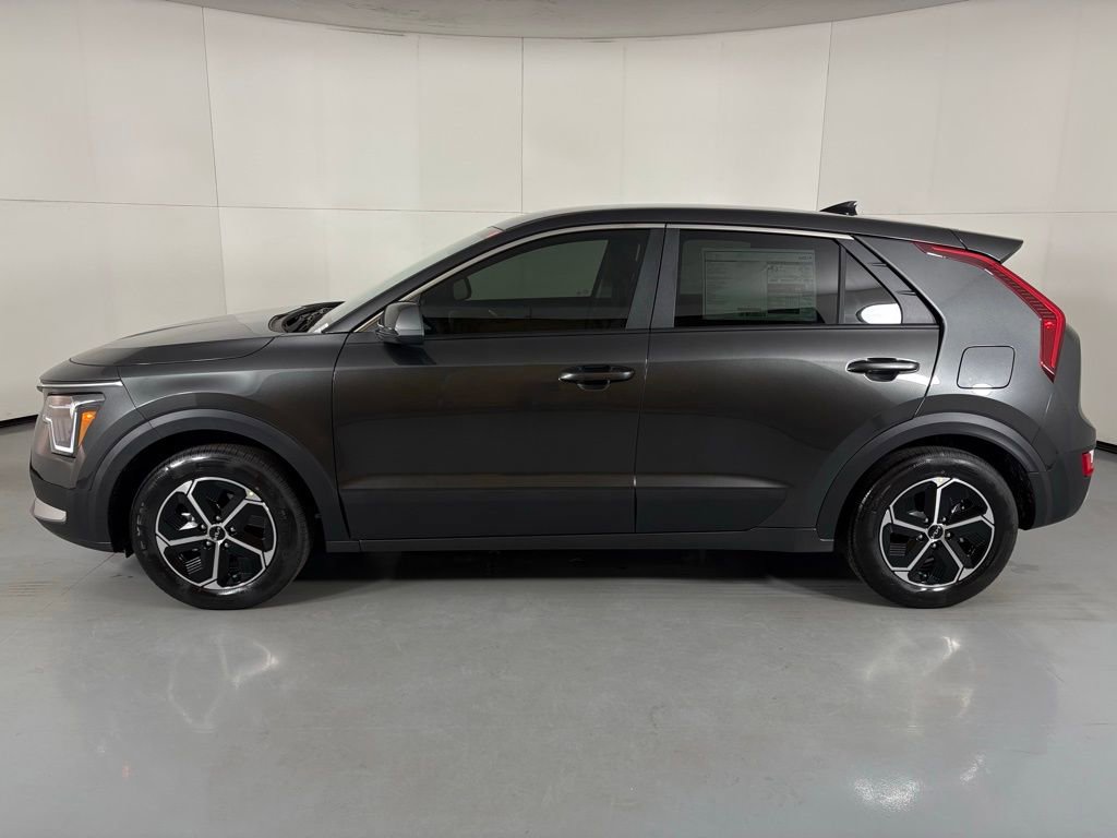 New 2026 Kia Niro LX image 5