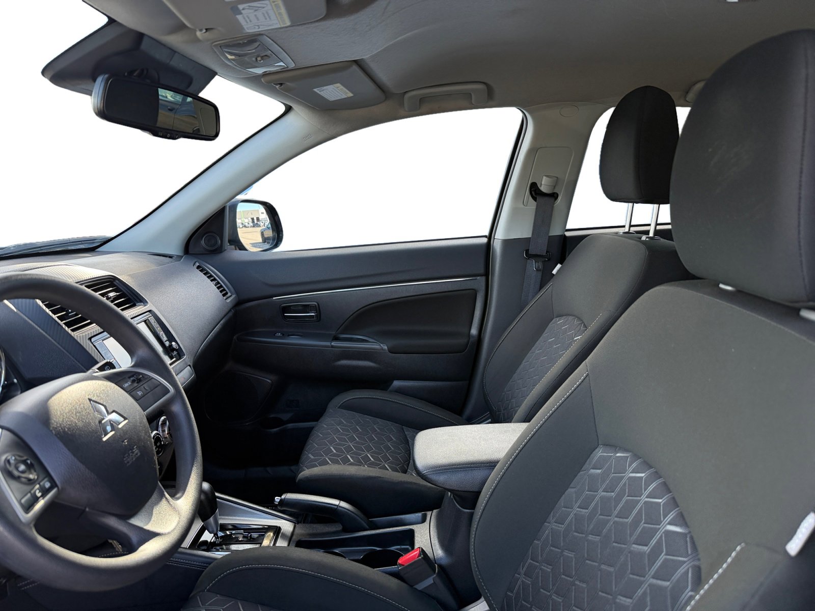 Used 2023 Mitsubishi Outlander Sport ES image 10