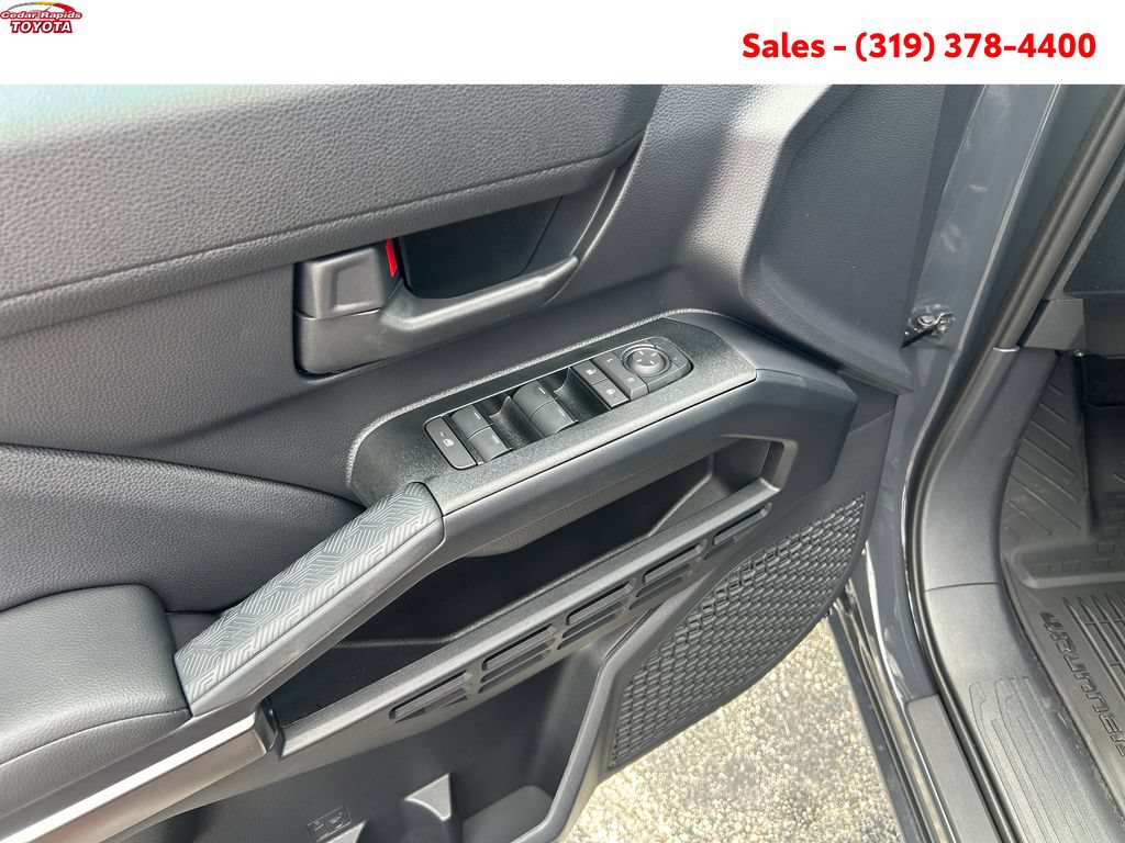 New 2026 Toyota 4Runner SR5 AWD/4WD image 10