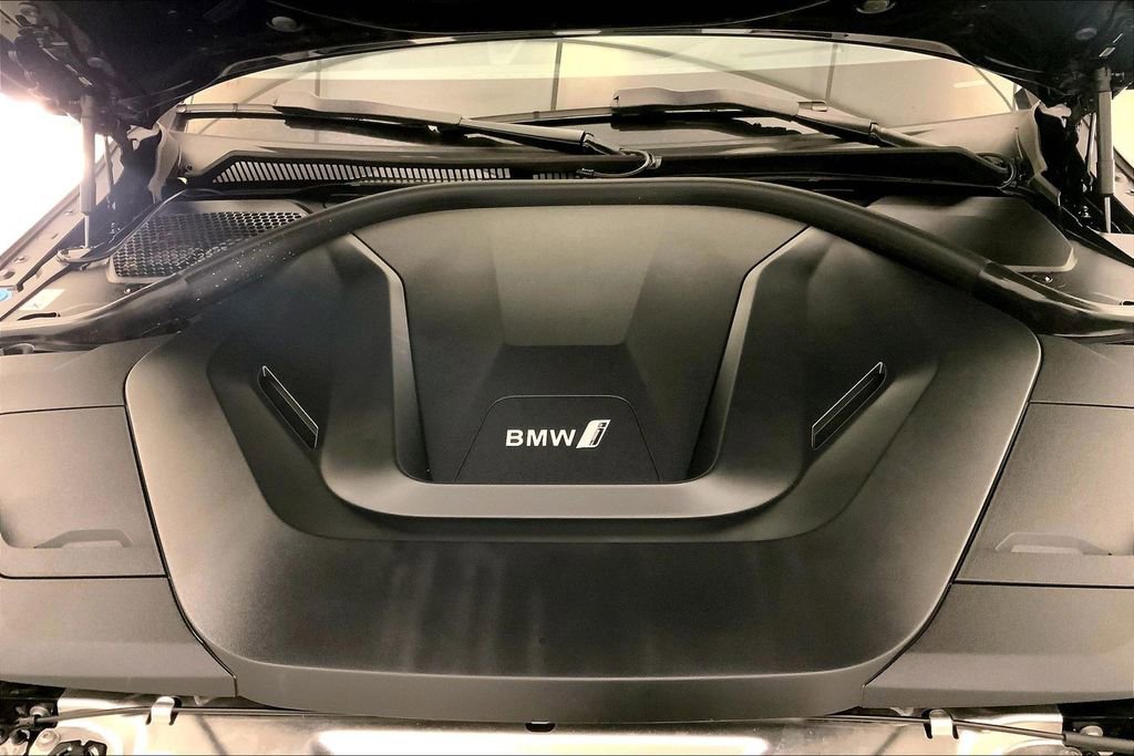 Certified 2023 BMW i4 eDrive35 w/ Premium Package RWD image 9