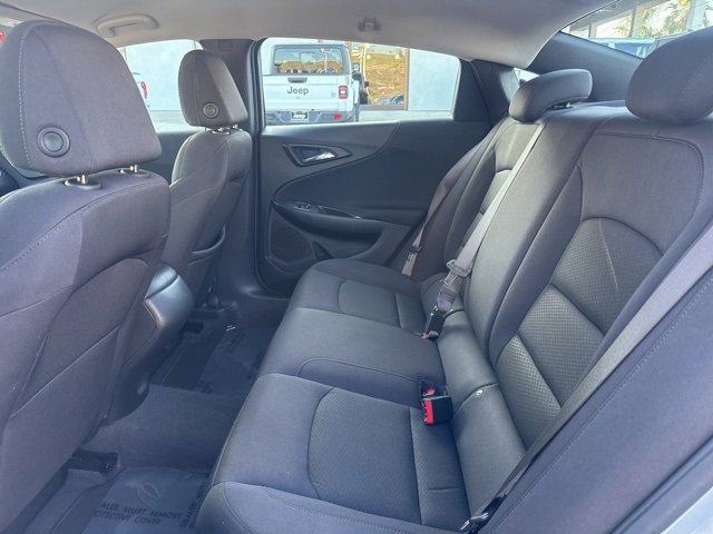 Used 2025 Chevrolet Malibu RS image 24