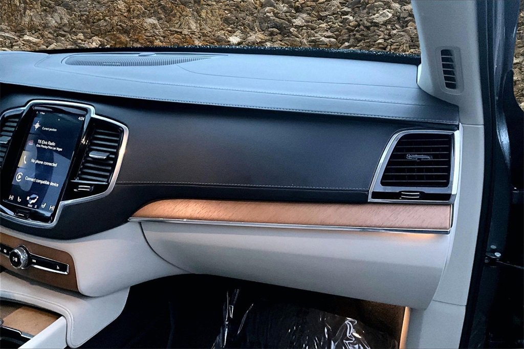 Used 2019 Volvo XC90 T6 Inscription w/ Protection Package image 14