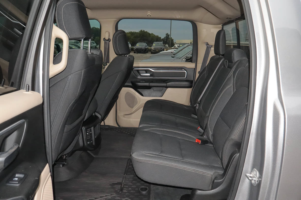 Used 2020 RAM 1500 Big Horn AWD/4WD image 8