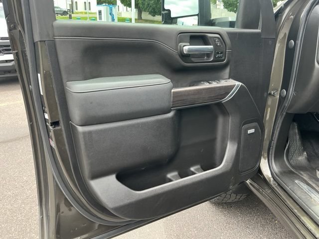 Used 2022 Chevrolet Silverado 2500 LTZ w/ LTZ Premium Package AWD/4WD image 14