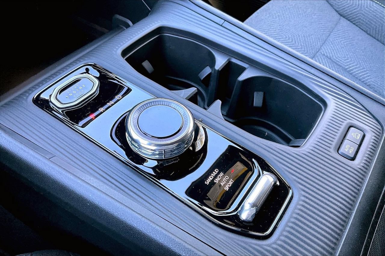 New 2026 Jeep Cherokee Laredo AWD/4WD image 28