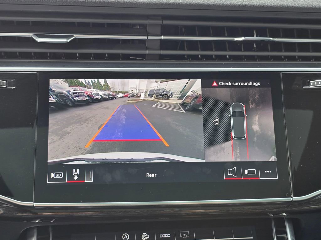 Used 2025 Audi Q7 3.0T Premium Plus image 33