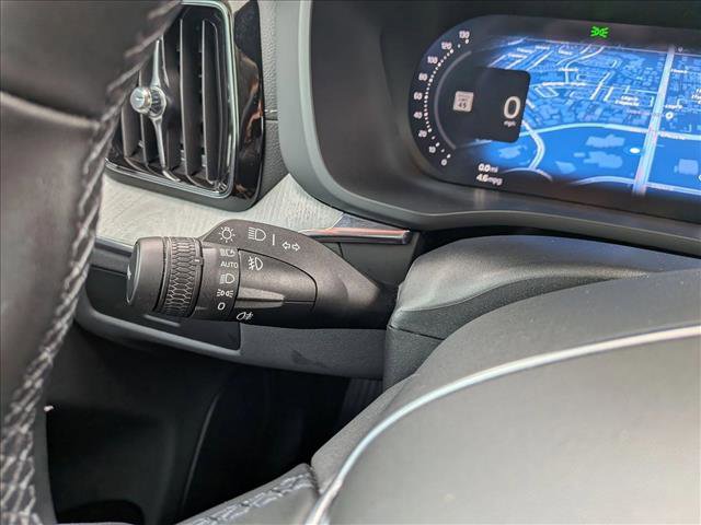 Used 2025 Volvo XC60 B5 Ultra w/ Protection Package Premier image 15